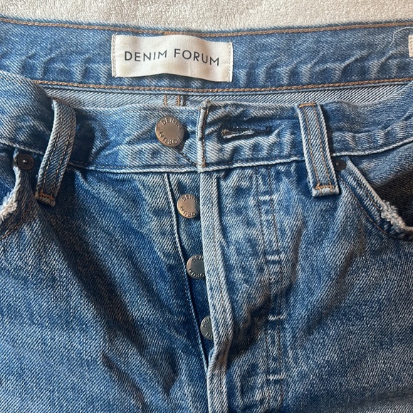 Aritzia denim forum “the ex-boyfriend short” - Picture 2 of 4